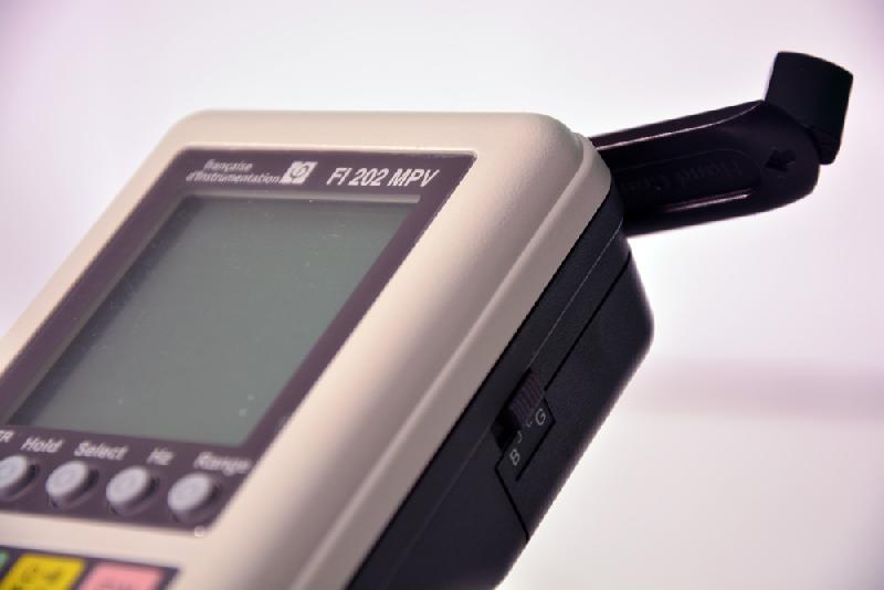 FI202MPV - Multimètre numérique portable RMS 6 000 points avec dynamo et mode intuitif_4