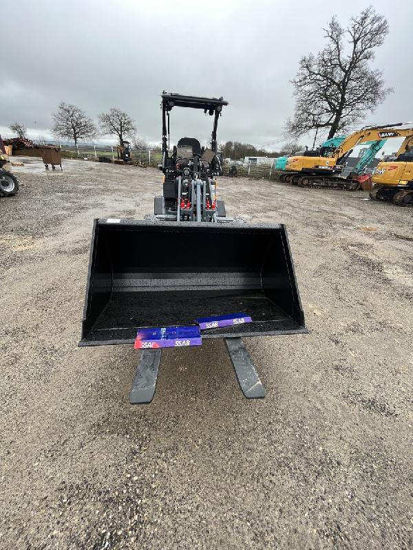 Giant G2300 X-TRA HD - Chargeuse sur pneus compacte haute performance - 2024 - 2 200 kg de levage_4