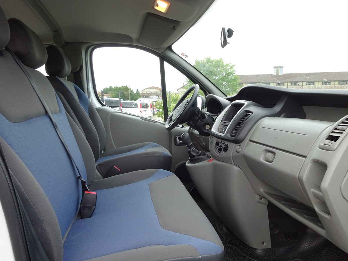 Renault Trafic diesel 115 cv à louer ou à vendre