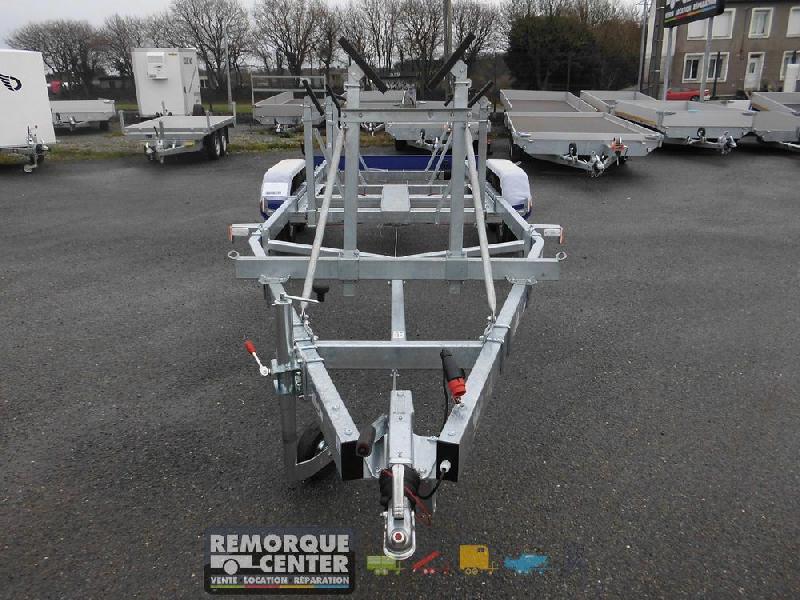 Porte voilier à gruter GALAXY - G1602V / GD12V - PTAC : 2400Kg - 2 essieux Sun Way - Référence G1260V / GS16V_4
