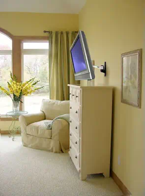 LX HD Wall Mount Swing Arm_4