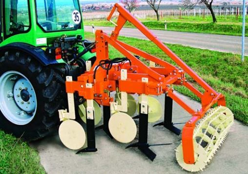Cultivateur extensible pour sols compacts