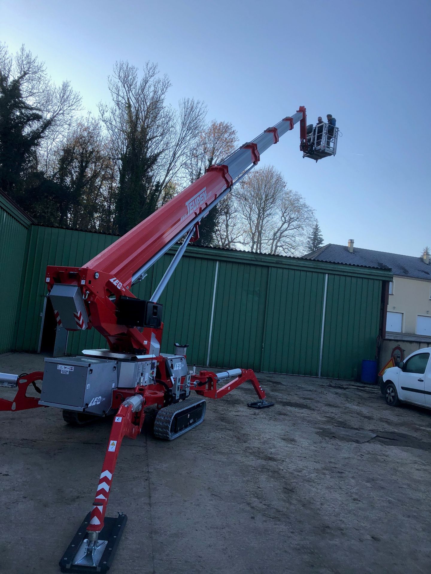 Nacelle élévatrice avec fonction de retour automatique et mémoire de position