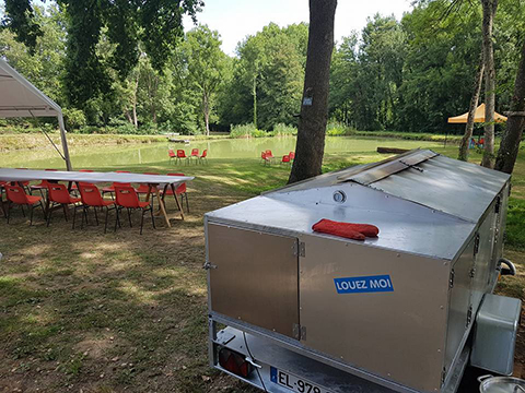 Tournebroche mobile en location pour événements