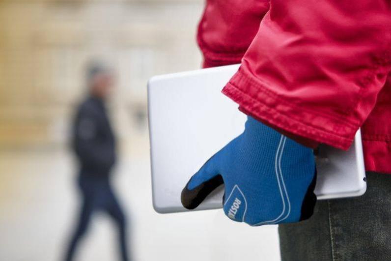 Gants chauds multiusage demi-saison ROSTAING Canada bleu - Taille 9 - Tactiles et résistants_4