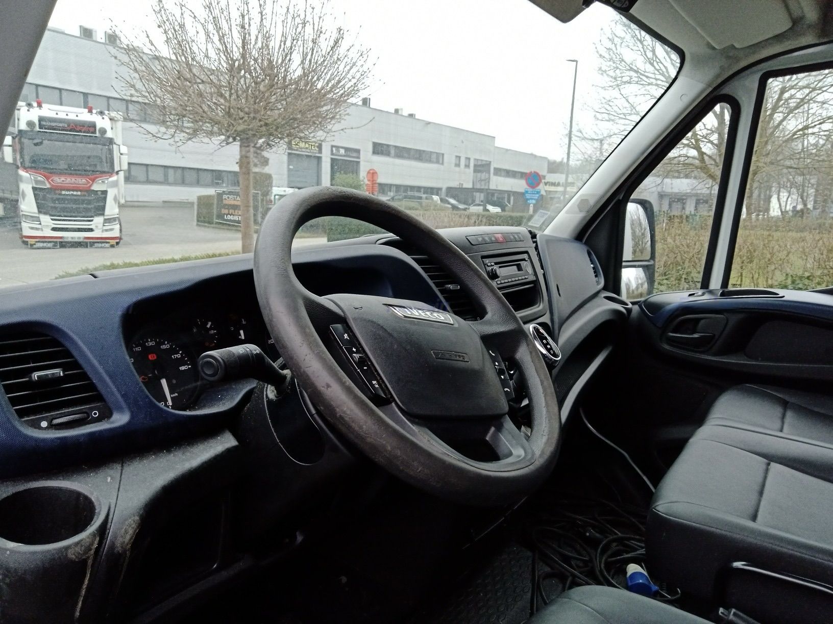 Voiture frigorifique - 420FR920 Iveco daily 35C14_4