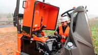 Dumper AUSa D151AHA - Charge utile 1500 kg - Moteur Kubota 15.4 kW - Transmission hydrostatique_4