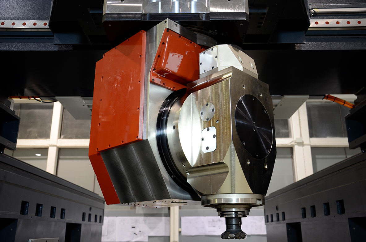 Fraiseuse 5 axes à portique fidia gtf/r_4