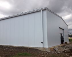 Bâtiment agricole préfabriqué gamme EcoRapid - stockage de grain et outils - Cualimetal - structure en acier métallique_4