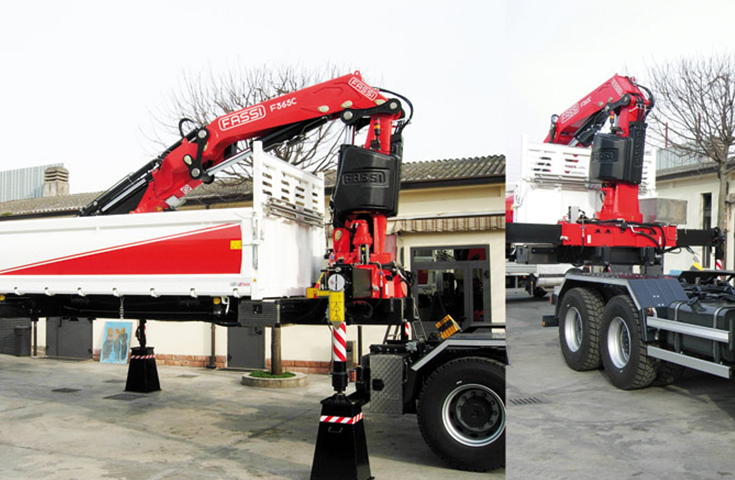 Grue auxiliaire Fassi F365A e-dynamic - Capacité de levage jusqu’à 34,1 tm - Bras hydraulique jusqu’à 26,70 m avec jib - Version dynamic avec bielle et rotation jusqu’à 400°_4