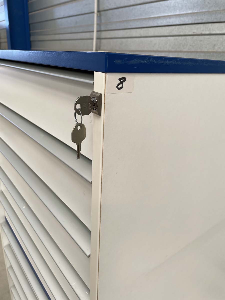 Meuble d'occasion de laboratoire avec tiroirs - ATEX - 9 tiroirs sur pieds métal - P21091157_4