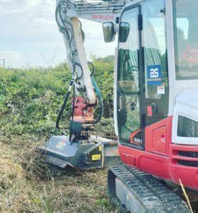 Broyeur à bras TCB/TCM/TCS/TCE/TCR - Carrosserie robuste Hardox et Strenx - Rotor avec couteaux ou marteaux_4