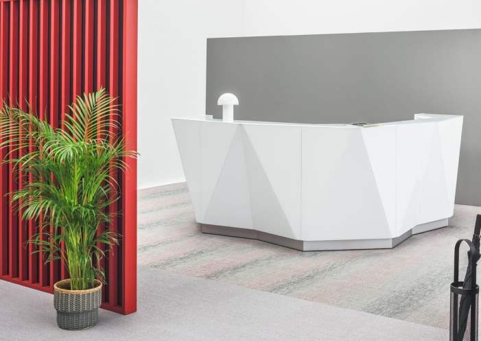 Banque d'accueil ALPHA - Verre laqué avec façade lumineuse LED et design minimaliste_4