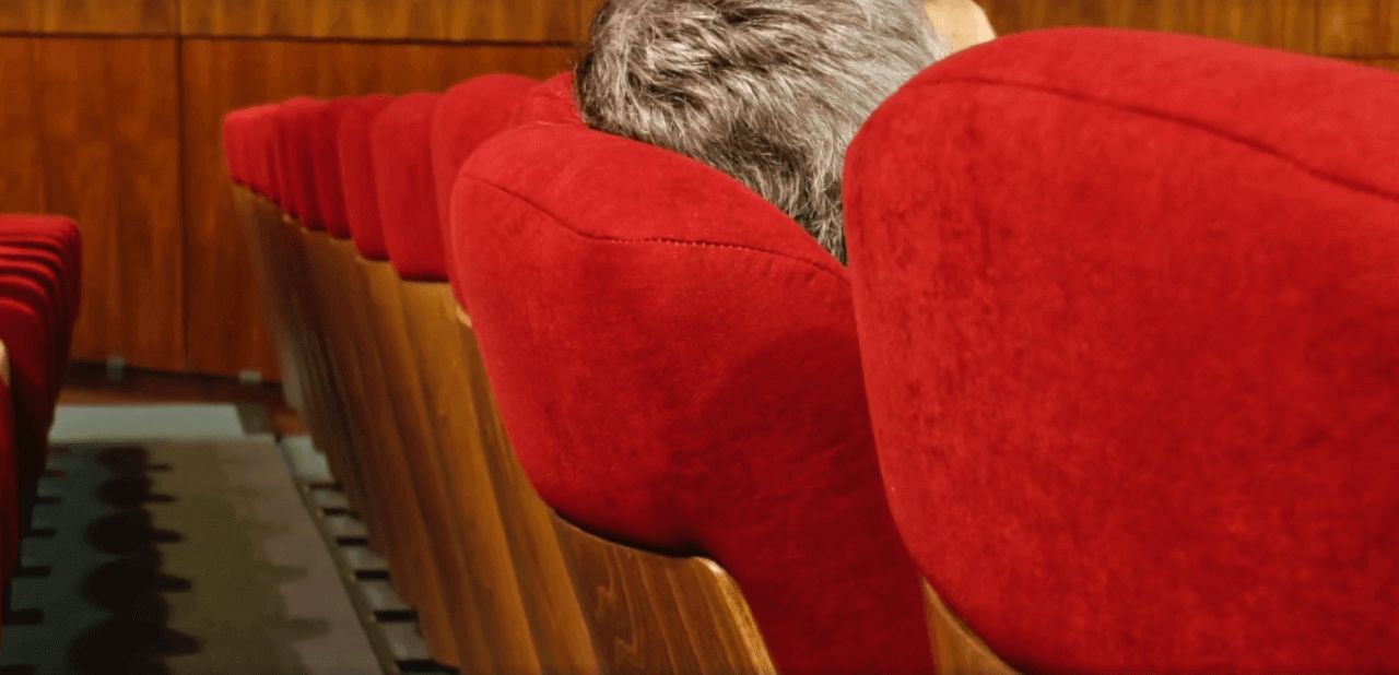 Fauteuil de cinéma inclinable VIP avec mécanisme retour automatique par vérin à gaz - Foliot / Kleslo_4
