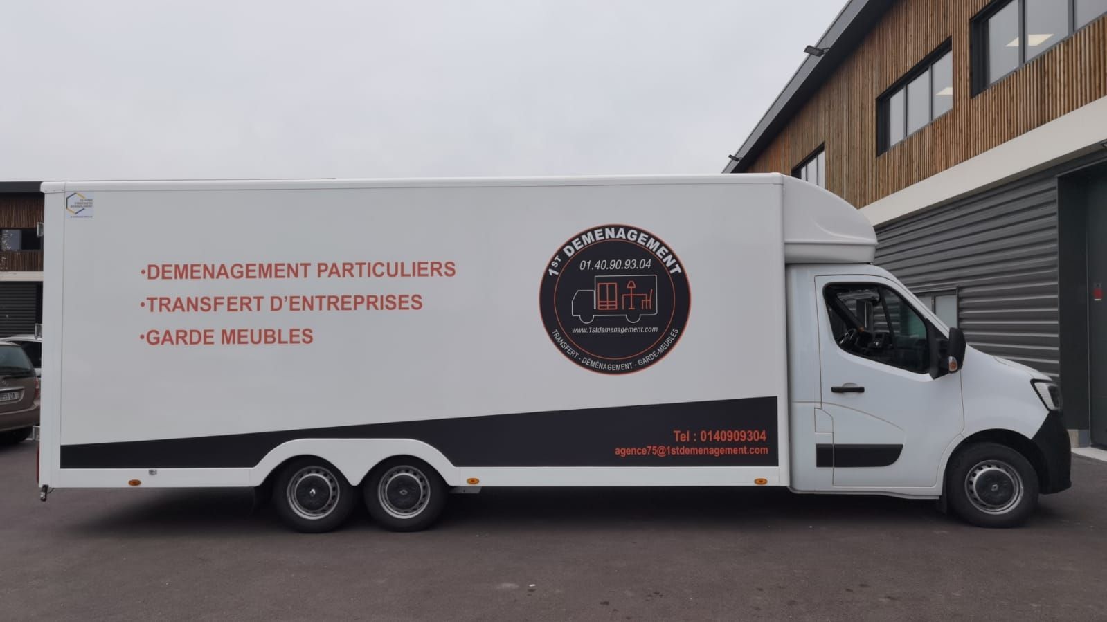 Adhésif pour covering automobile intégral ou partiel