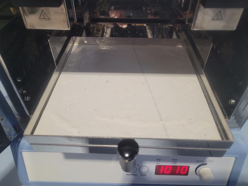 Agitateur incubateur STUART SI505 pour microplaques_4