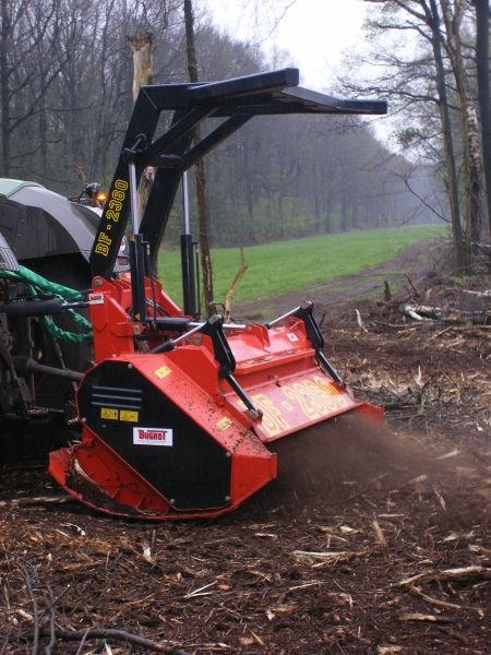 Équipement forestier durable avec roulements à double rangées de rouleaux oscillants