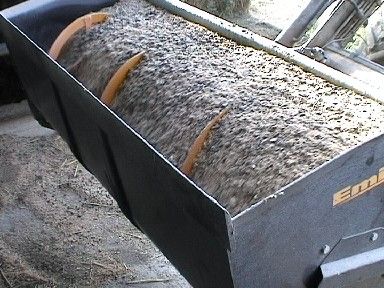 Godet mélangeur distributeur d’aliments secs duo-mix_4