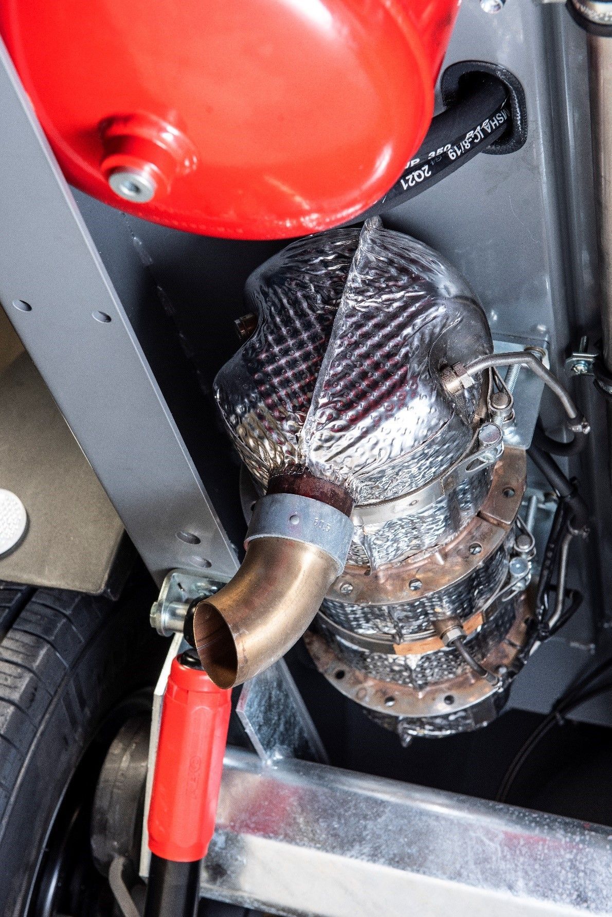 MIXMAN D5B ORCAN - Transporteur malaxeur avec skip et scrapette, moteur Hatz diesel 55,4 kW, cuve 265L_4