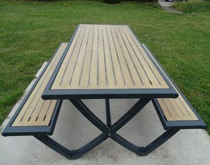 Table pique-nique GMELINA stratifié compact_4