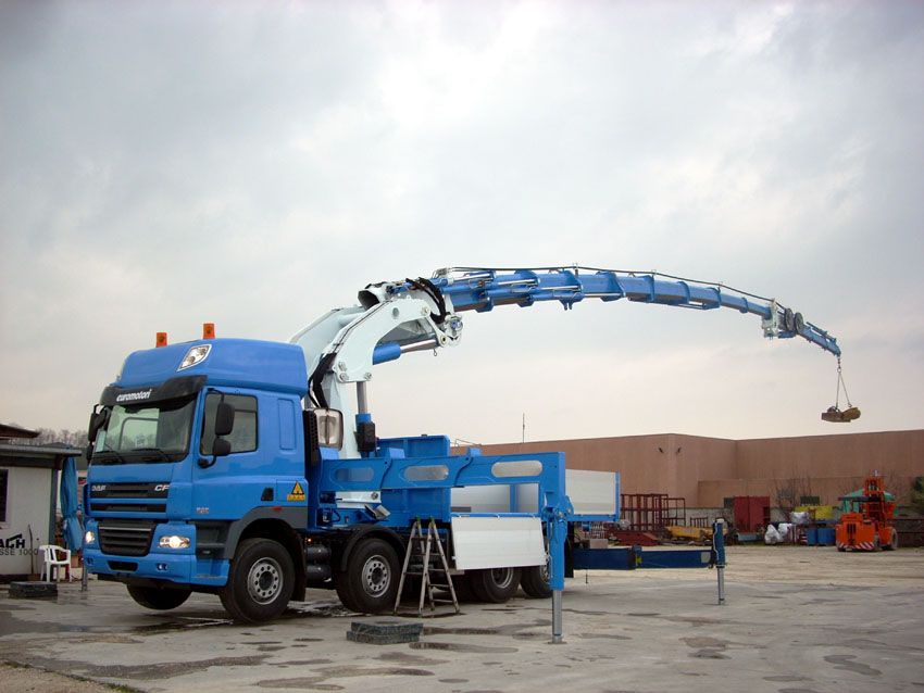 Grue auxiliaire série 135000 E ASC Plus - E9 - Cormach - pression 310 bar - capacité 30 tonnes_4