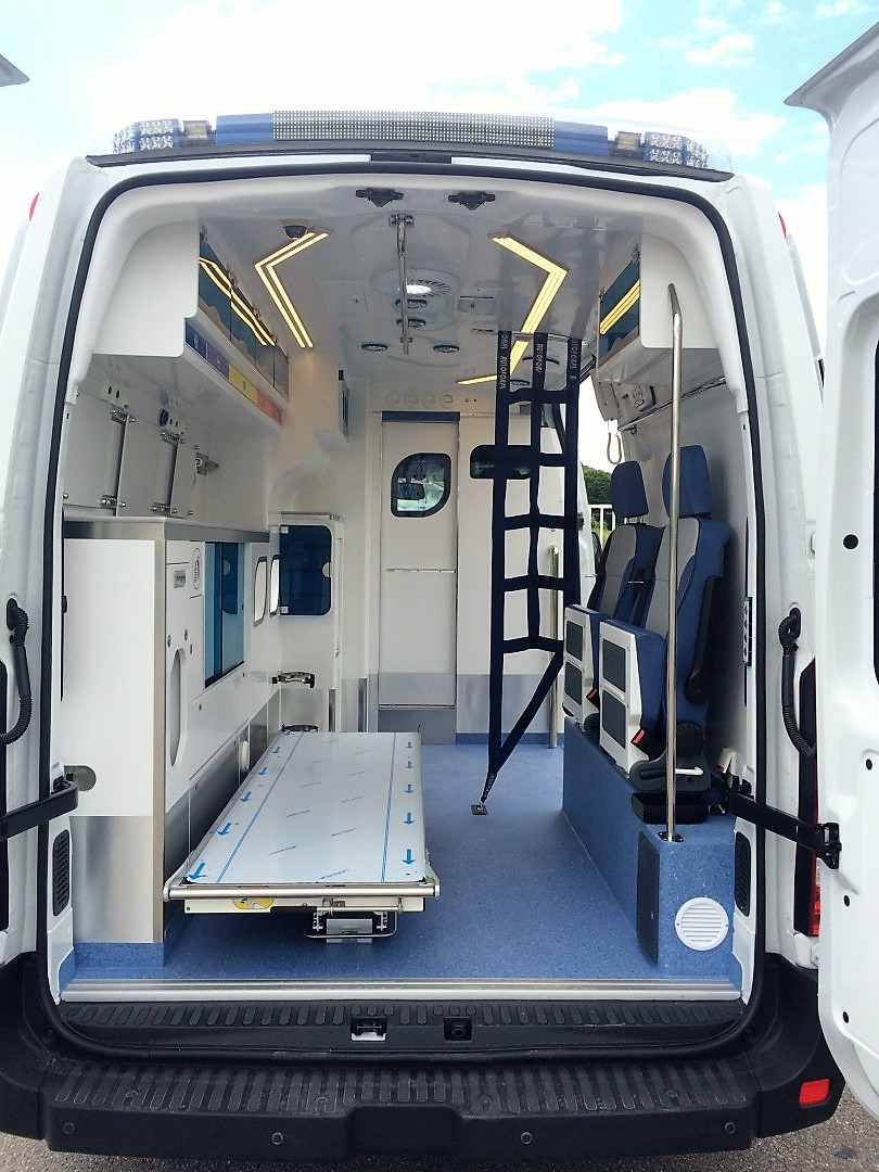 Ambulance Type B neuve avec 165 chevaux