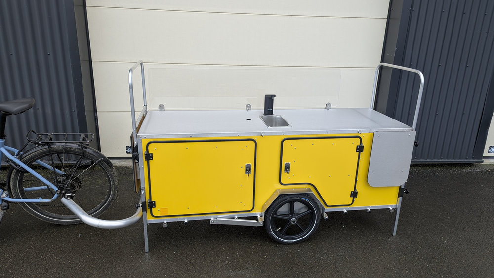 Cuisine mobile polyvalent et durable pour des ateliers de cuisine pédagogiques ou des prestations de cuisine de rue_4