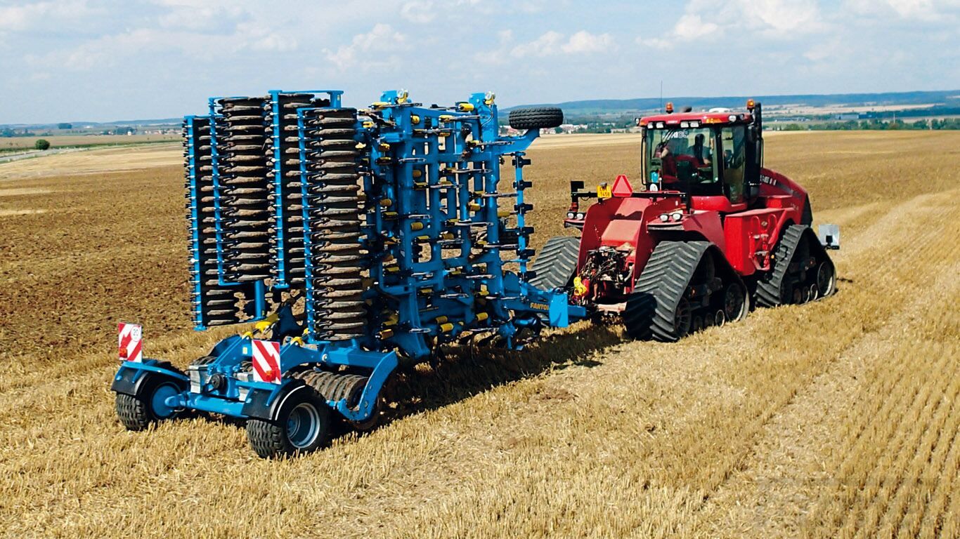 Fantom Classic - Cultivateur agricole semi-porté 4 rangées - Farmet a.S - Largeur de travail 12 500 mm_4