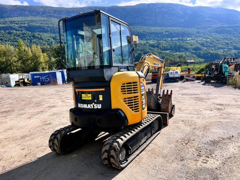 Komatsu PC 30 MR 2_4