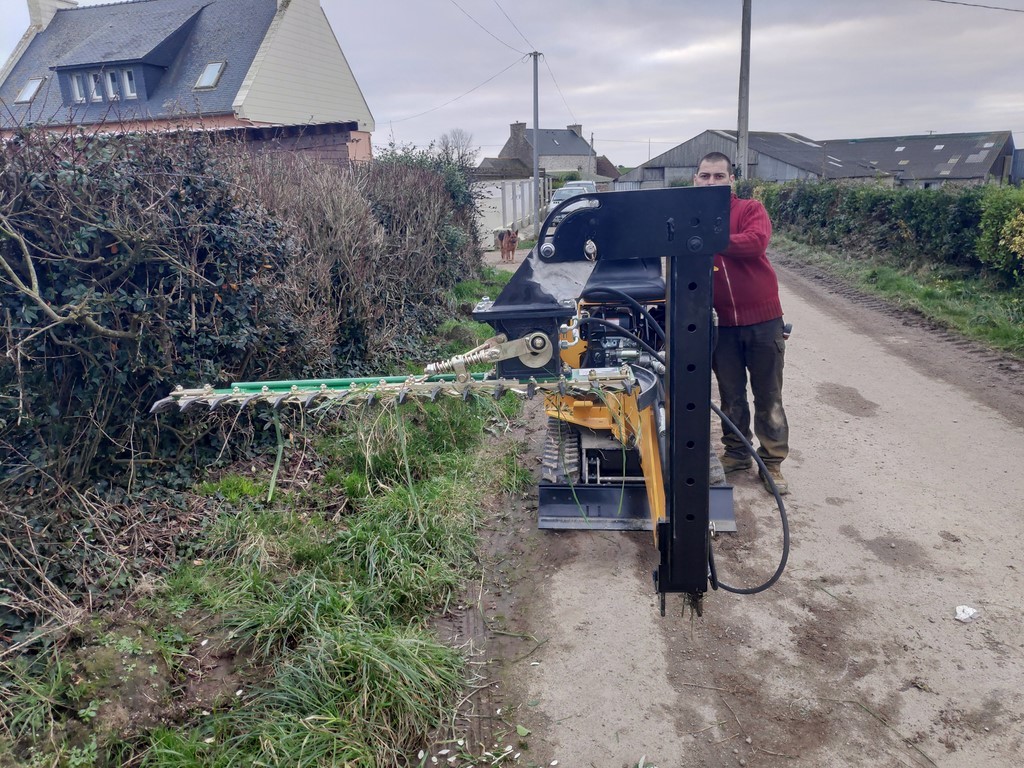 Taille haie hydraulique pour mini pelle - hho_4