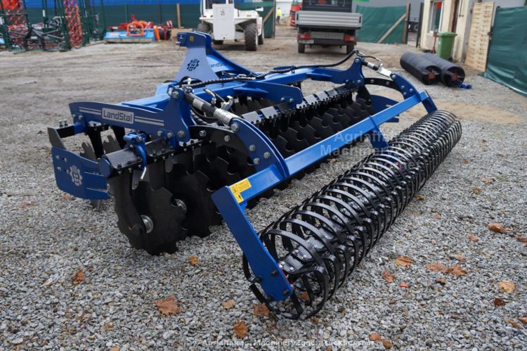 Déchaumeur à disques porté 3,5 m - LANDSTAL LST BT 350 - 28 disques - rouleaux V-ring et réglage hydraulique_4