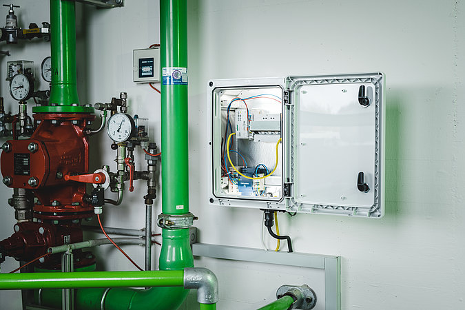 Armoire électrique de chantier - qualité industrielle - Spelsberg Guenther Co KG - GEOS-S 3030-18-TO - adaptée aux environnements difficiles et extérieurs non protégés_4