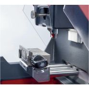 Machine de taillage de clés avec étau universel auto-alignant