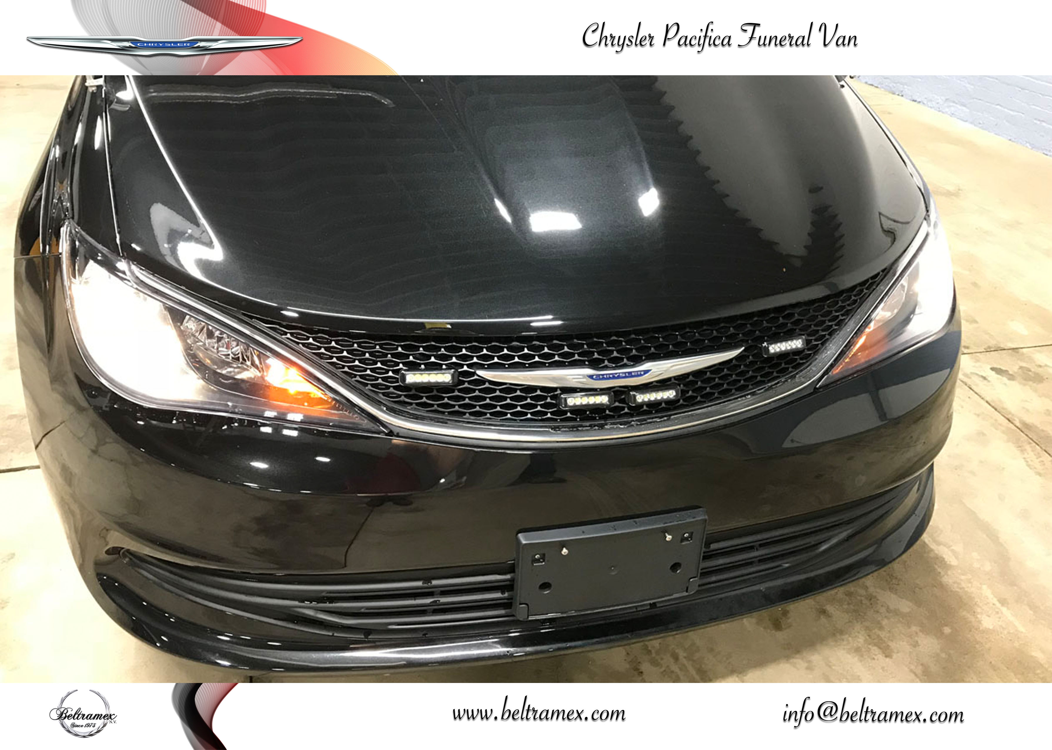 Voiture automatique Chrysler Pacifica pour cérémonie funéraire