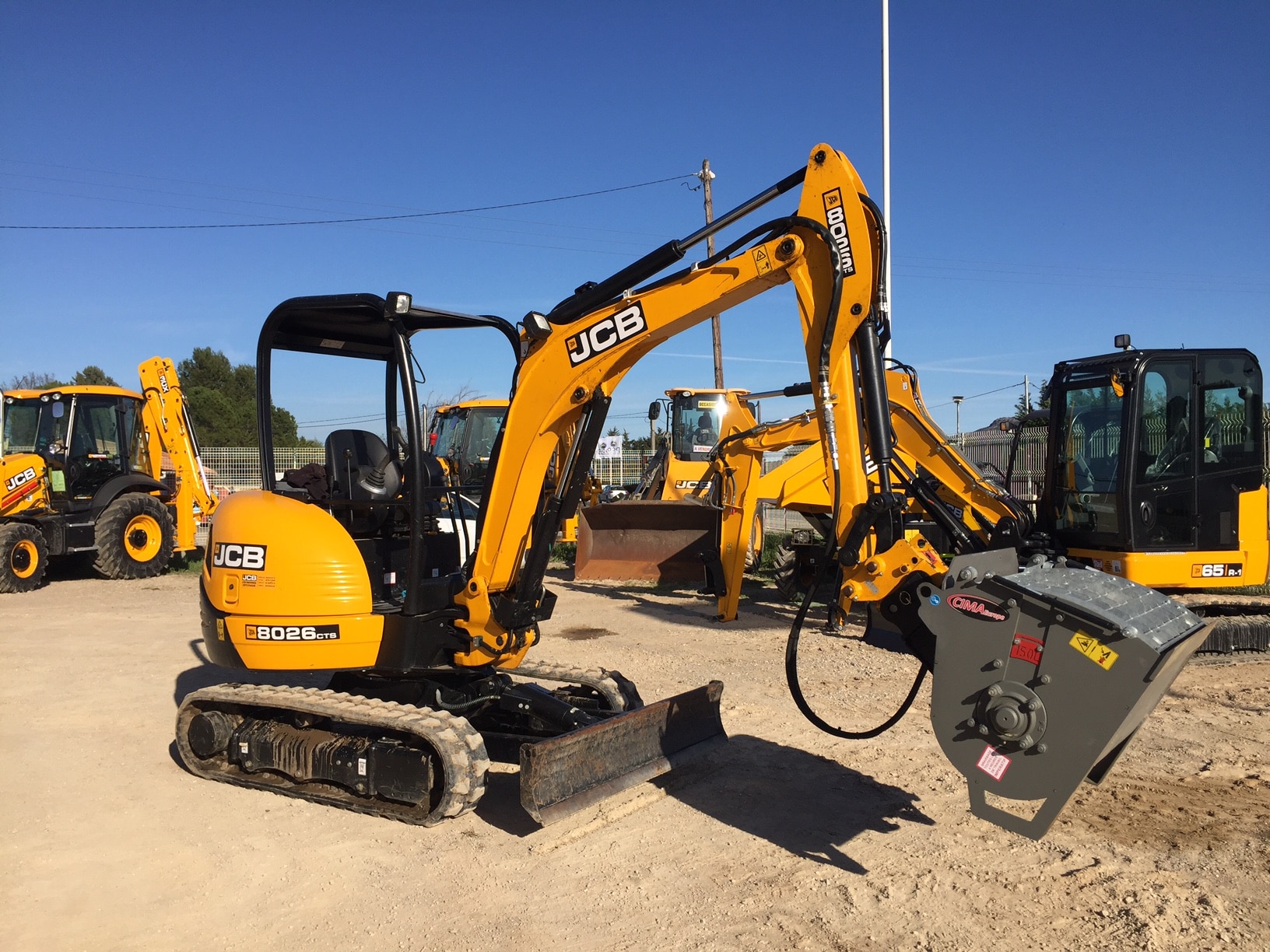 Godet pour BTP avec vis de malaxage en Hardox