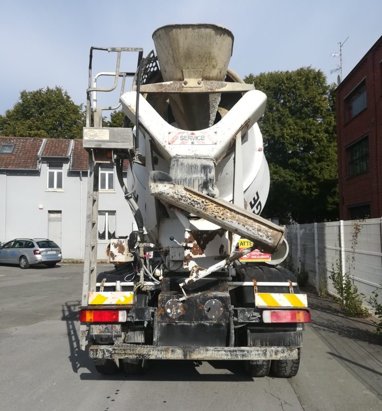 Scania P380 8x4 malaxeur 9m3 - 2007 - 380CV - 236951 km_4