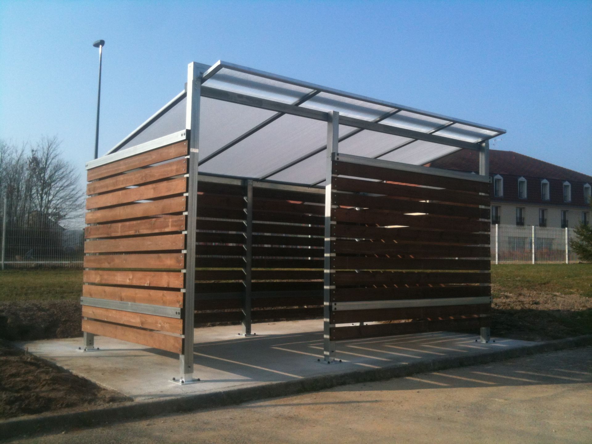 Abri poubelle, forme thion_4