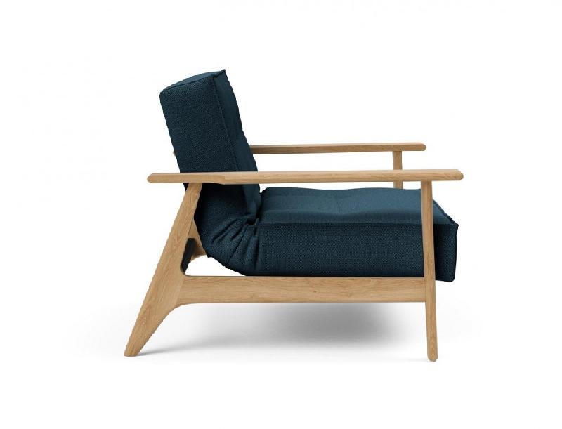Innovation Living - Fauteuil design Splitback Frej Argus Navy Blue convertible en lit 90x115 cm avec accoudoirs en chêne clair_4