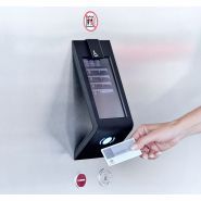 Ascenseur médical avec contrôle des destinations pour une gestion optimisée