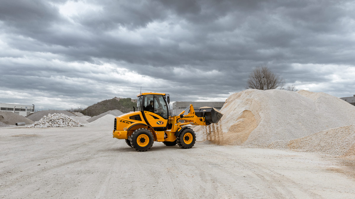 Chargeuse 6,2t Venieri 4.63H - Transmission hydrostatique Bosch Rexroth, Moteur Yanmar, Capacité 1,0-1,7m³_4