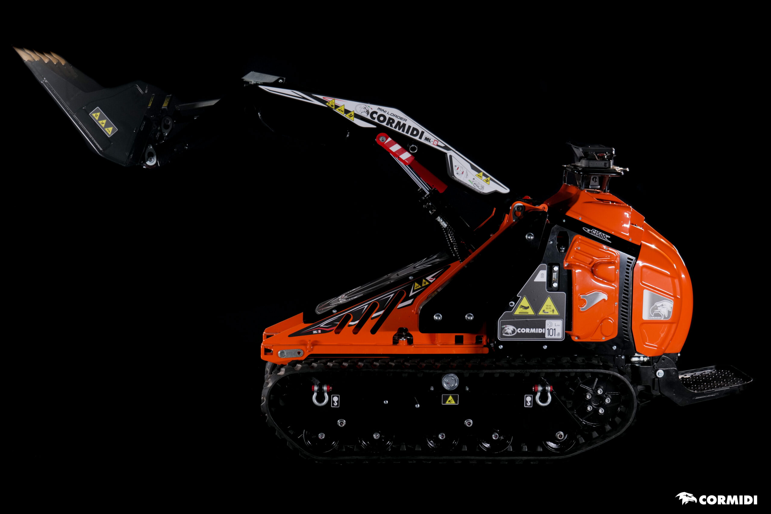 Mini-chargeuse conçue pour les tâches de jardinage et d'arrosage, capacité 1500kg - Cormidi_4