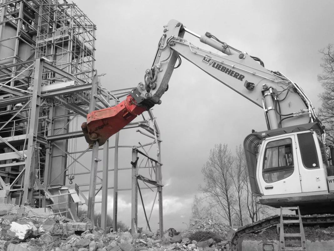 Cisaille à ferraille pour pelle de 9 à 120 tonnes_4