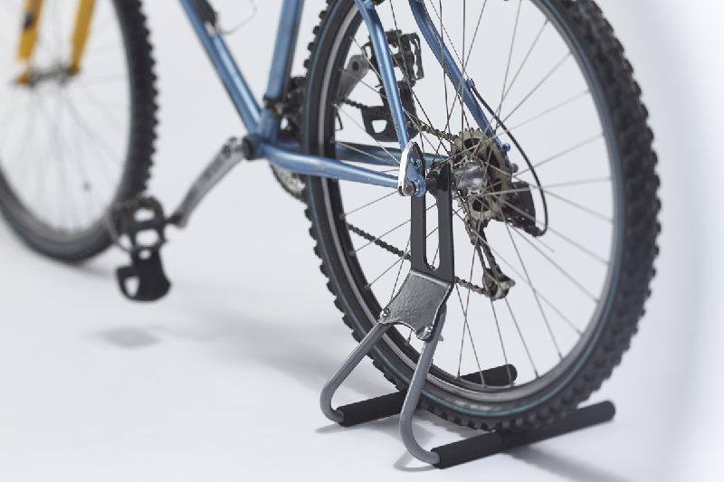 MOTTEZ - Range vélo sur pied B054Q - Compatible tous vélos avec freins à disque et lamelle extra plate_4