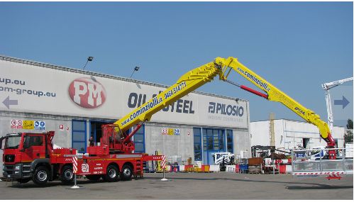 Eagle 6035 camion nacelle - Oil & Steel France - 60m de hauteur de travail (280 kg - 500 kg) - grande stabilité et précision_4