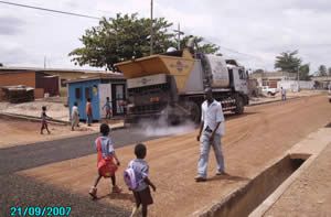 DGL5311TFC - Camion gravillonneur synchrone 13.5m3 - Xi'an Dagang Road Machinery_4