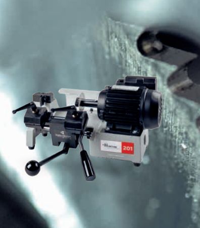 201 machine pour clés à panneton et à pompe - Keyline S.p.A. - compacte, silencieuse et structure en fonte - poids 17 kg_4