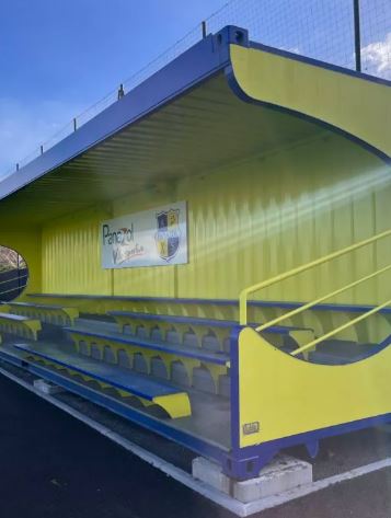 Container tribune 20 pieds ou 40 pieds robuste et modulable conçu pour les festivals, concerts, événements sportifs et autres manifestations_4