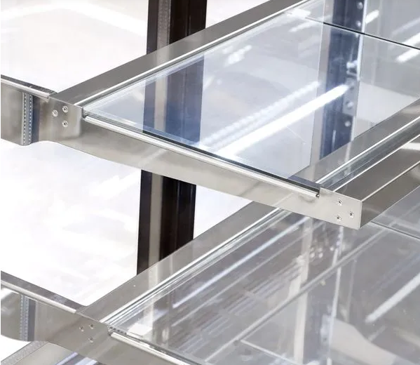 Vitrine réfrigérée de présentation avec service arrière de 1,80 mètres_4