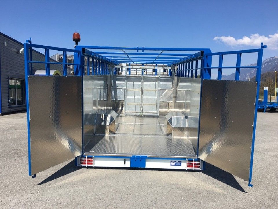 Bétaillère série spéciale pose à terre hydraulique - JP Construction - modèles BRS 40 à BRS 70 avec fond ouvrant et suspension hydropneumatique_4