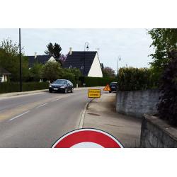 Panneau de signalisation AK17 - danger feux tricolores réglant une circulation alternée_4